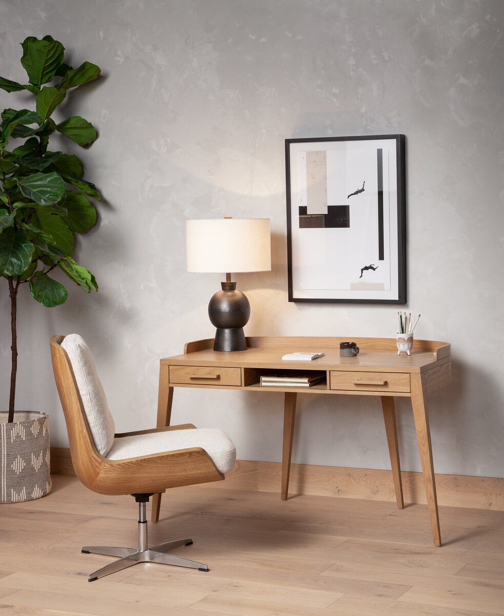 Armstrong Desk – Annie McGuire Interiors